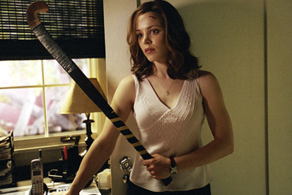 Rachel McAdams in RED EYE (2005).