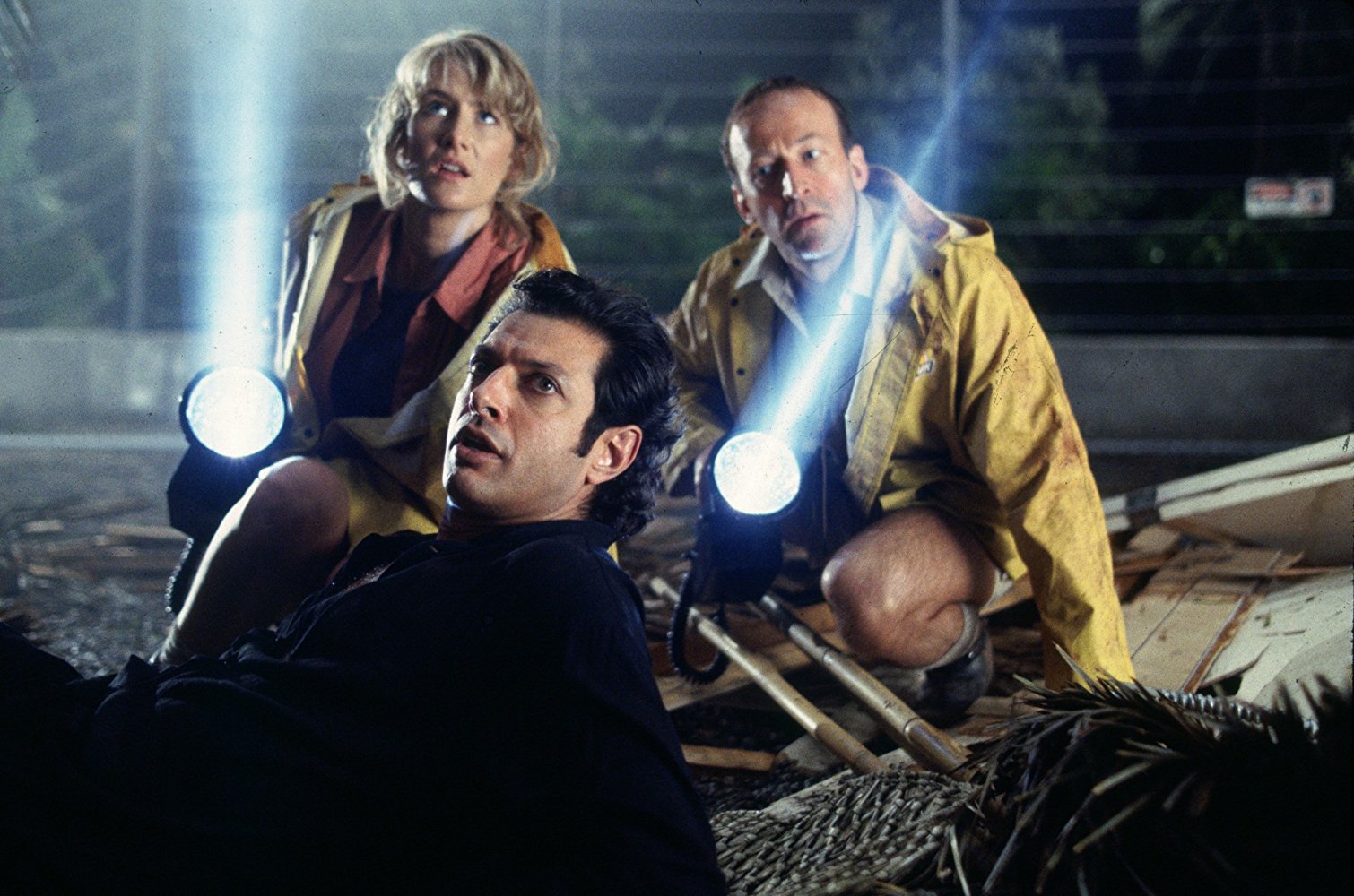 Laura Dern, Jeff Goldblum, and Bob Peck in JURASSIC PARK (1993)