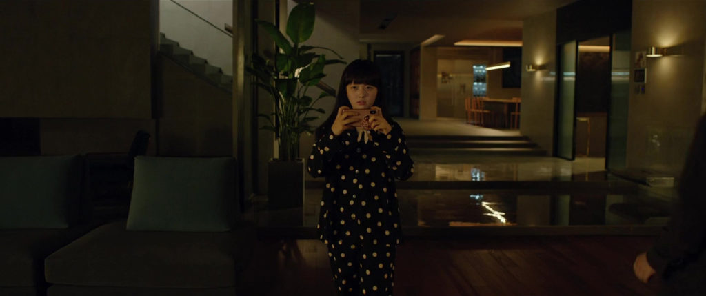 Jung Ziso in PARASITE (2019)