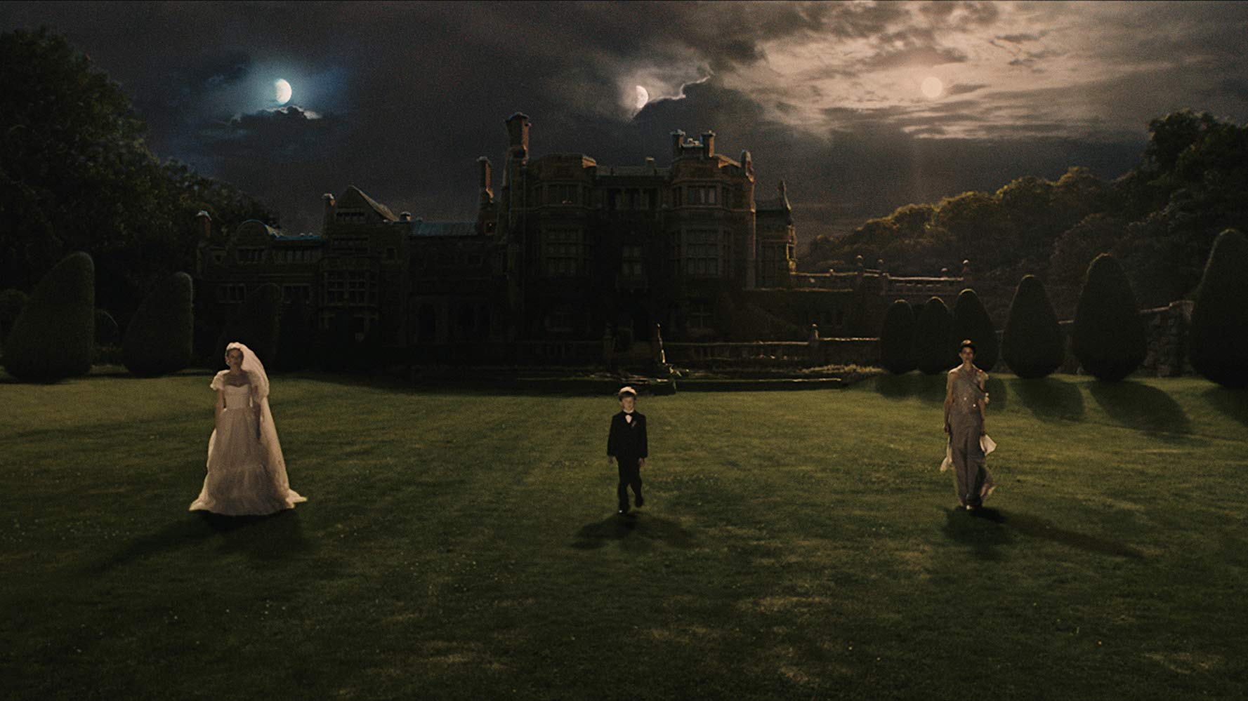 MELANCHOLIA (2011) – Film Review – ZekeFilm