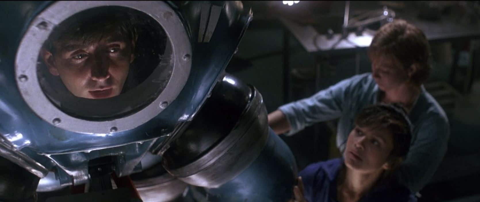 DEEPSTAR SIX (1989) – Blu-ray Review – ZekeFilm