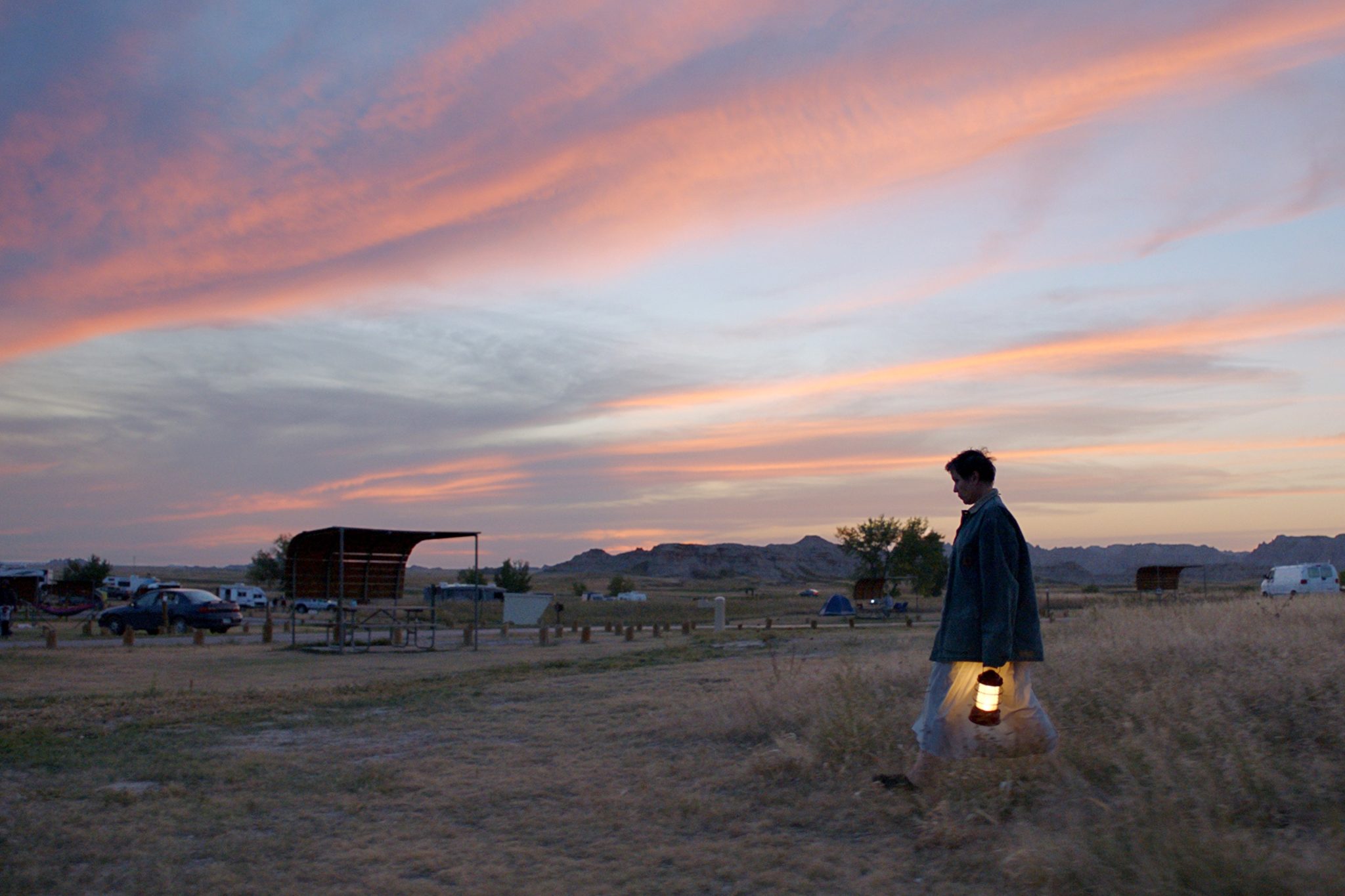 Nomadland film review by ZekeFilm
