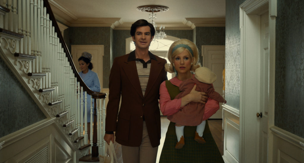 Andrew Garfield and Jessica Chastain in THE EYES OF TAMMY FAYE (2021)