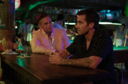 BILLY MAGNUSSEN and JAKE GYLLENHAAL star in ROADHOUSE Photo: LAURA RADFORD © AMAZON CONTENT SERVICES LLC