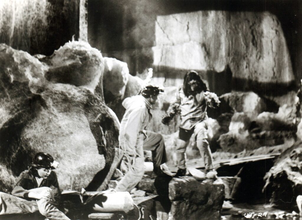 The Unknown Terror (1957)