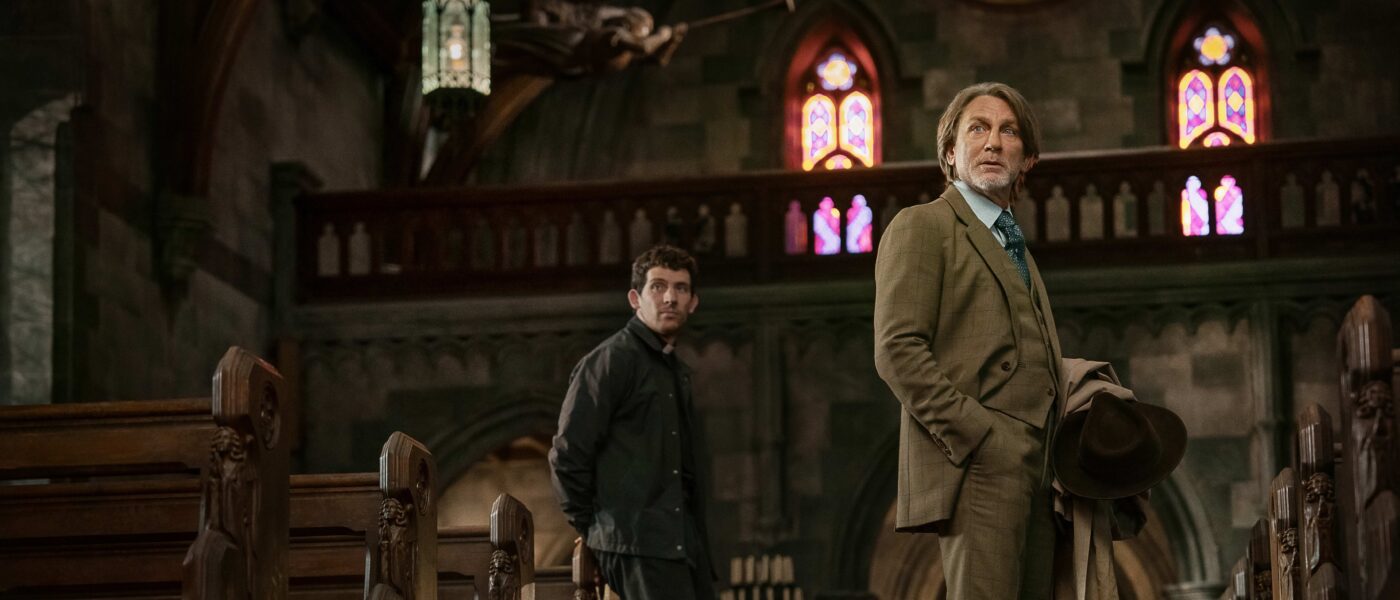 Wake Up Dead Man: A Knives Out Mystery. (L-R) Josh O’Connor and Daniel Craig in Wake Up Dead Man: A Knives Out Mystery. Cr. John Wilson/Netflix © 2025